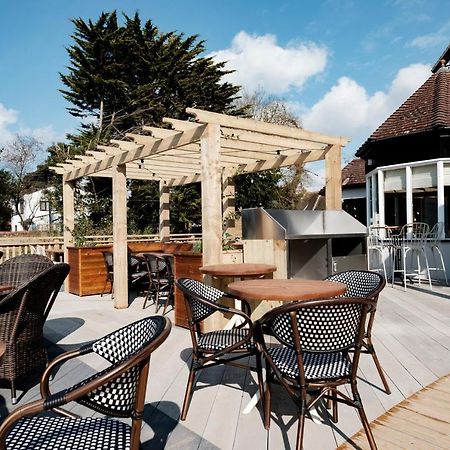 Hotel Bear Of Burton Christchurch  Esterno foto