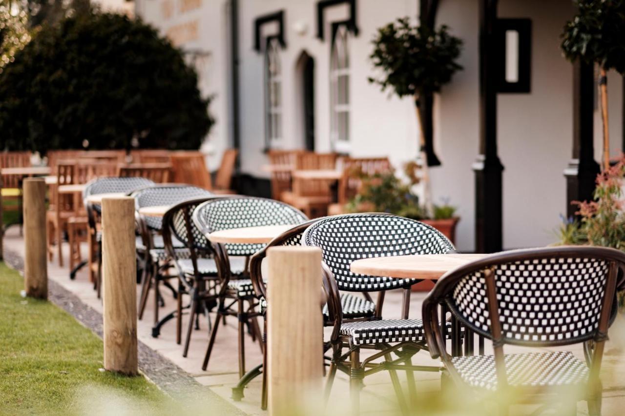 Hotel Bear Of Burton Christchurch  Esterno foto