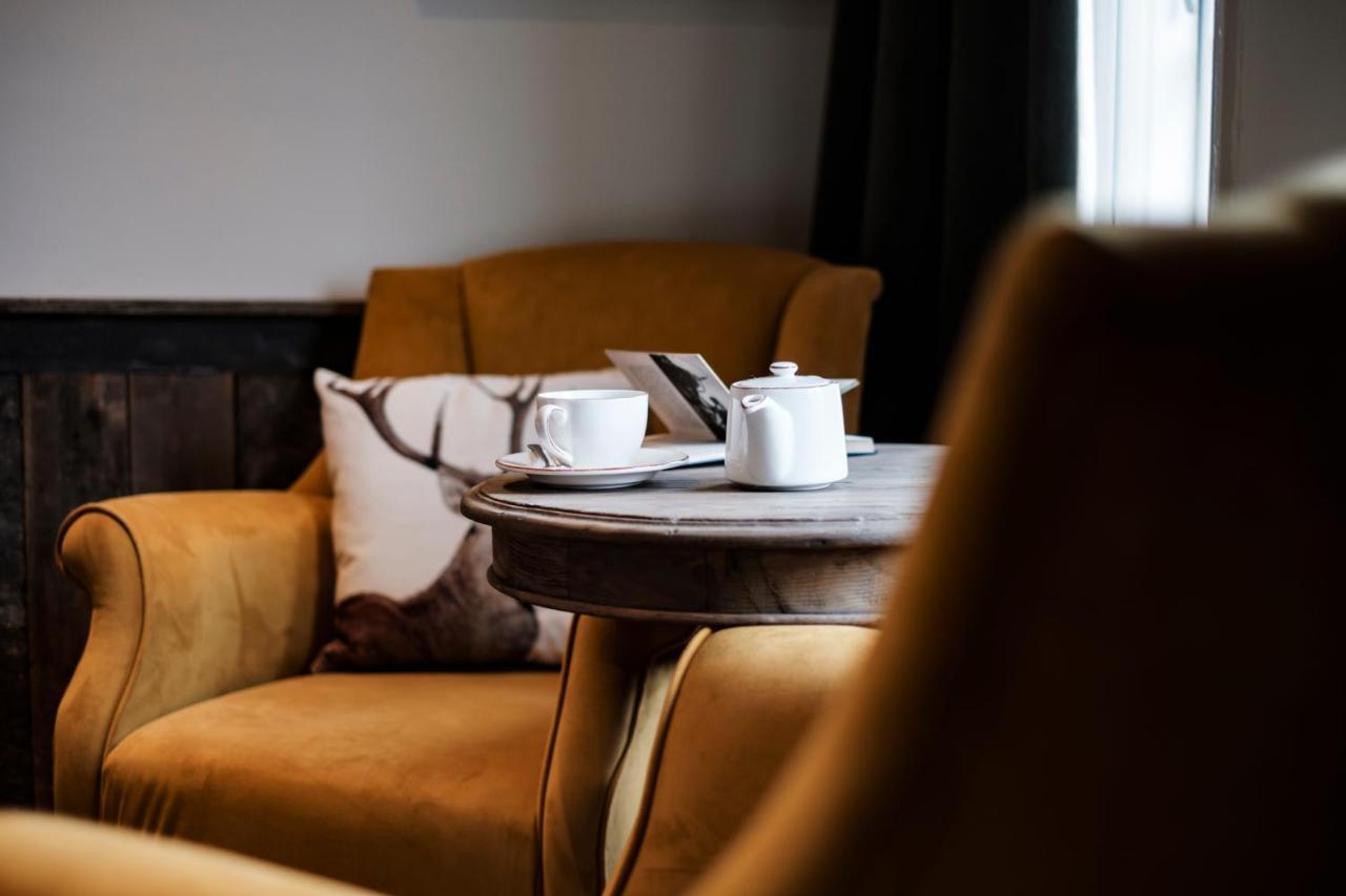 Hotel Bear Of Burton Christchurch  Esterno foto