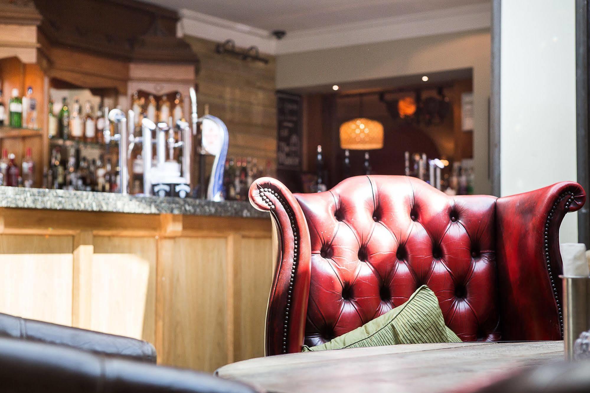 Hotel Bear Of Burton Christchurch  Esterno foto